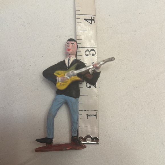 THE BEATLES CAKE DECORATION-VINTAGE. John, Paul, George & Ringo C-1960’s - Picture 5 of 10